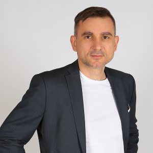 Marek Nowak ILLUSTRO - dyrektor ds organizacji i rozwoju